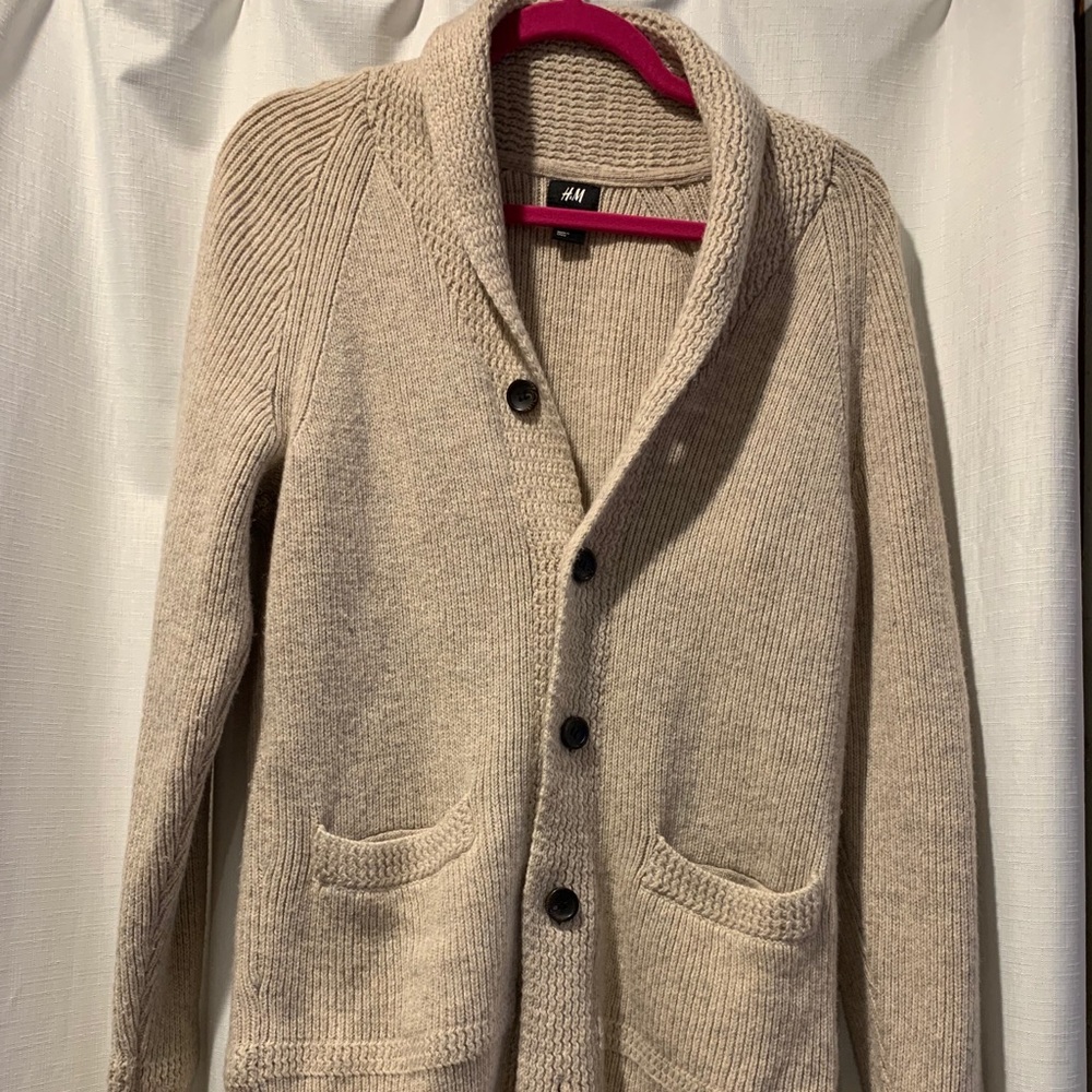 🔥Cream colored H&M Cardigan🔥